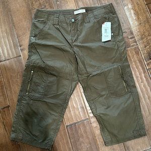 No Boundaries Brown Cargo Capris